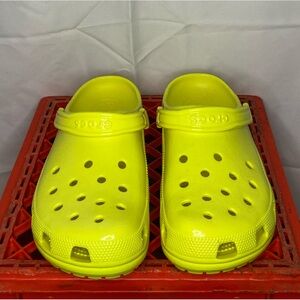 Crocs neon yellow